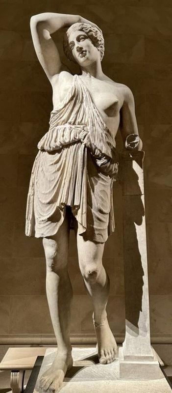 Marble statue of a wounded Amazon.